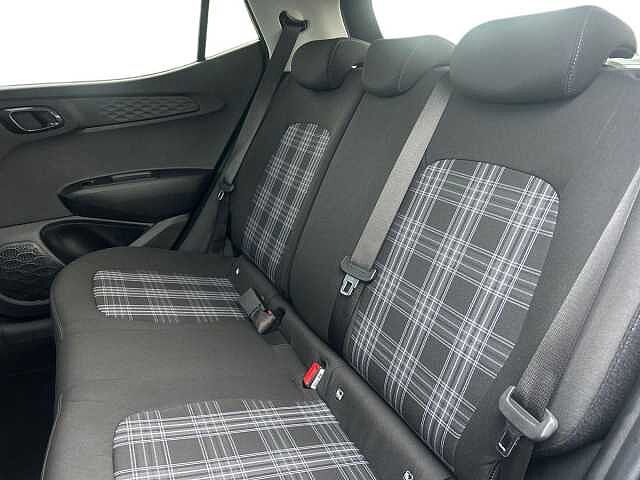 Hyundai i10 1.0 [63] Premium 5dr Auto [Nav]