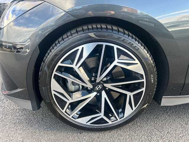 Hyundai Ioniq 6 168kW Ultimate 77kWh 4dr Auto