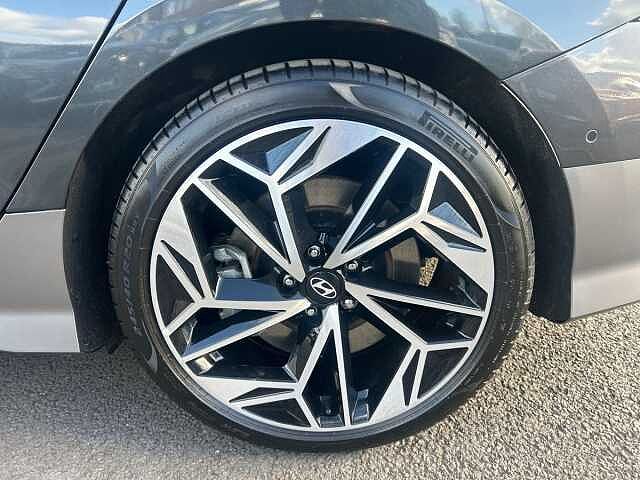 Hyundai Ioniq 6 168kW Ultimate 77kWh 4dr Auto