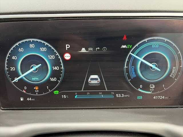 Hyundai Tucson 1.6 TGDi Hybrid 230 SE Connect 5dr 2WD Auto