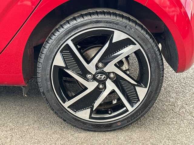 Hyundai i10 1.2 MPi Premium 5dr Auto