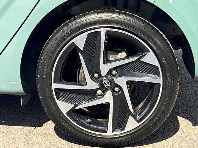 Hyundai i10 1.0 [63] Premium 5dr Auto [Nav]